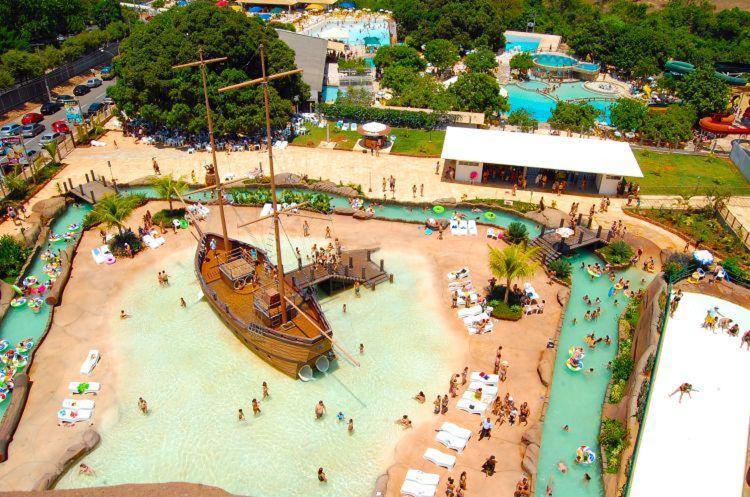 Aparthotel Piazza Com Acesso Ao Acqua Park - Temporada Cn L
